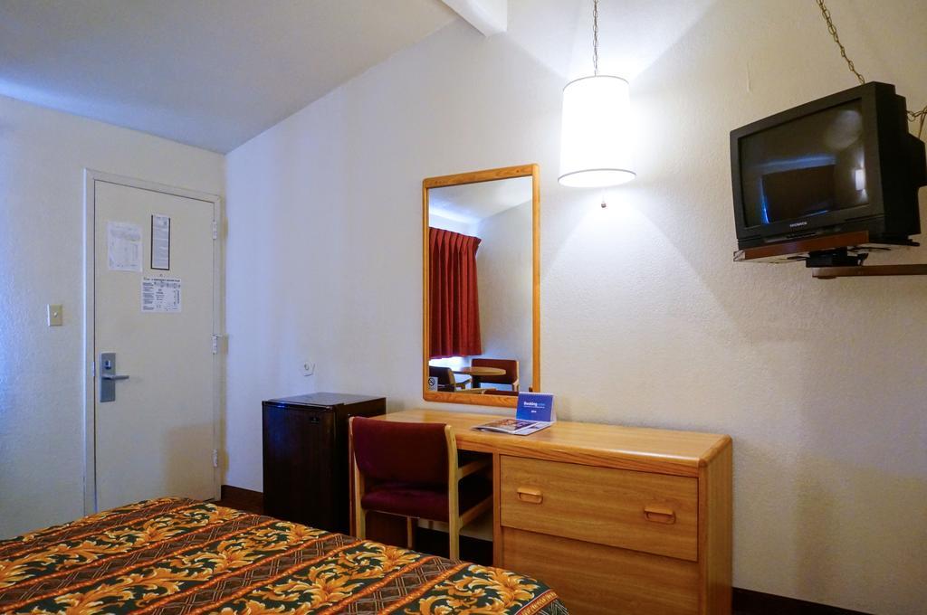 Ez 8 Motel San Jose II Екстериор снимка